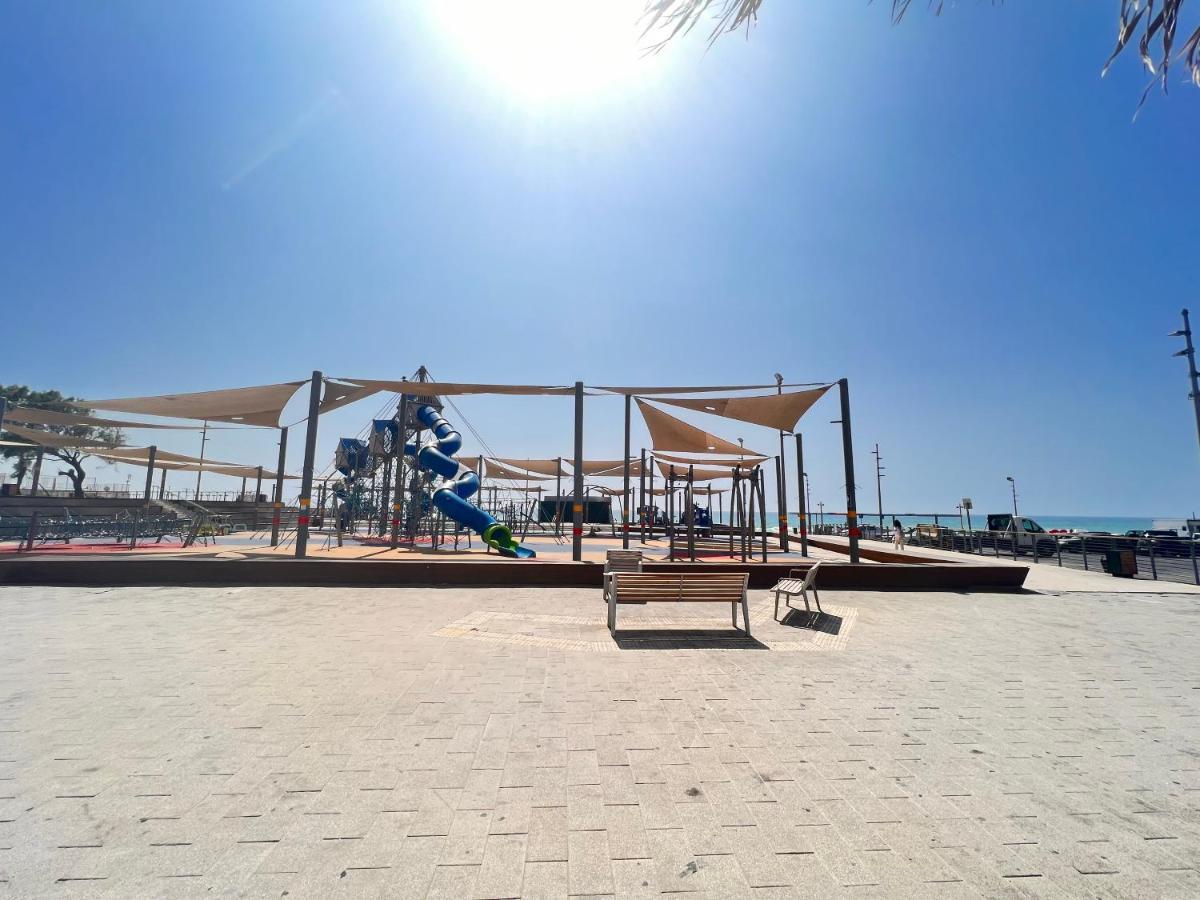 Motel Hofim Bat Yam Bagian luar foto