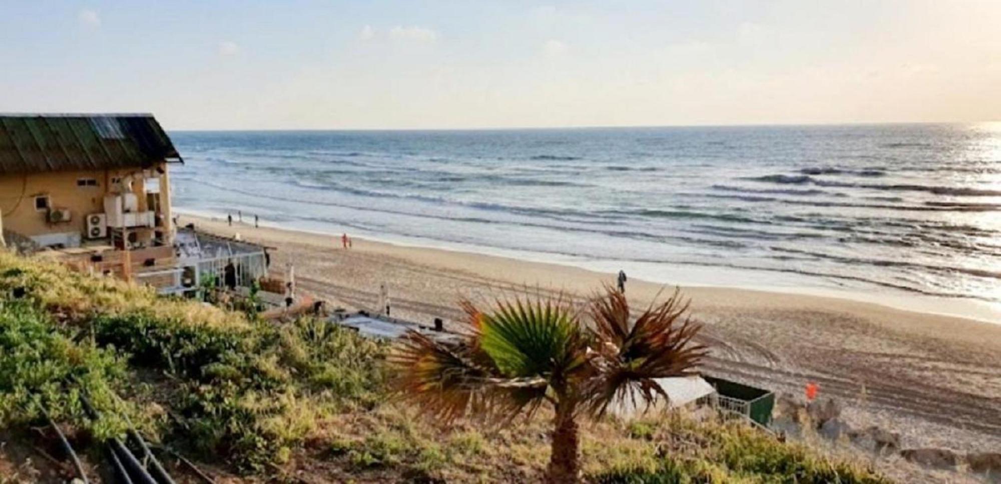 Motel Hofim Bat Yam Bagian luar foto