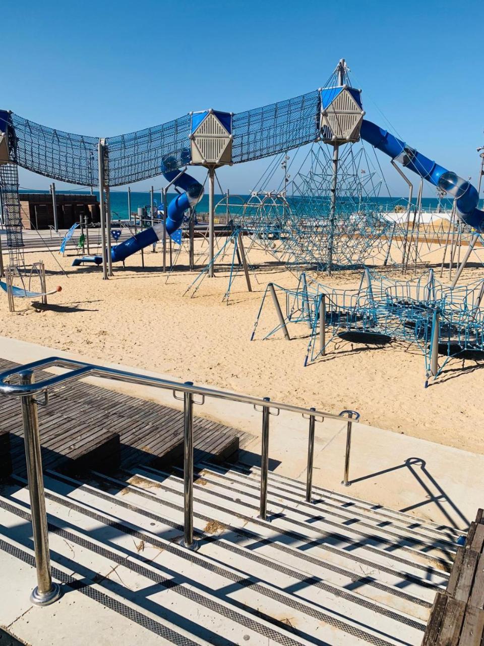 Motel Hofim Bat Yam Bagian luar foto