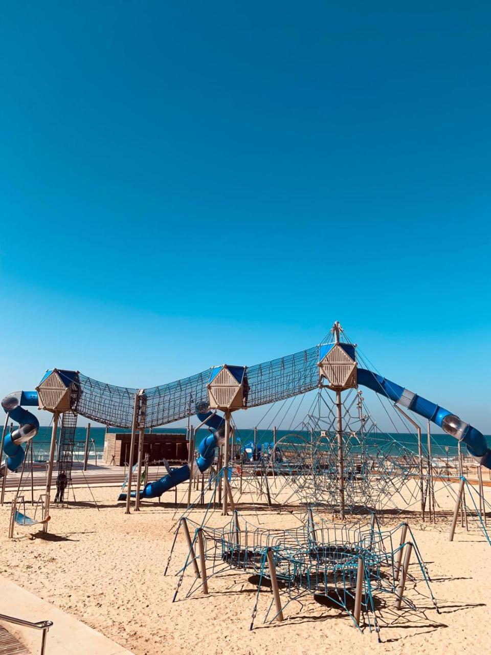 Motel Hofim Bat Yam Bagian luar foto