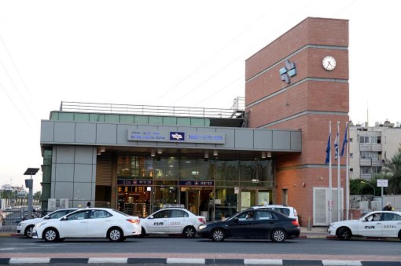 Motel Hofim Bat Yam Bagian luar foto